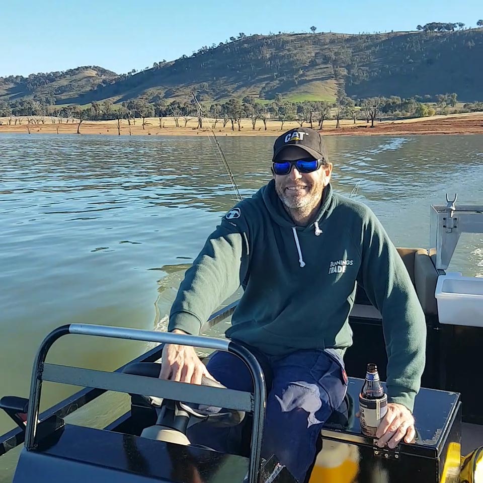 Alloy Tek Boat on Lake Hume Weir Albury Wodonga